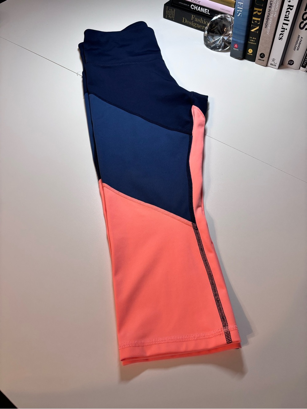 Xersion Move Navy and Coral Capri Fitness Leggings High-rise Size M New No Tags